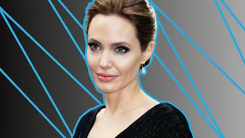 Что читает Анджелина Джоли: 7 рекомендаций от актрисы