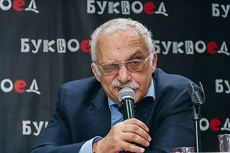 Александр Друзь о прогулках по Петербургу: видео
