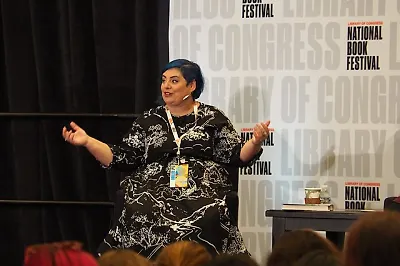 Принц, король и королева: интервью с писательницей Холли Блэк