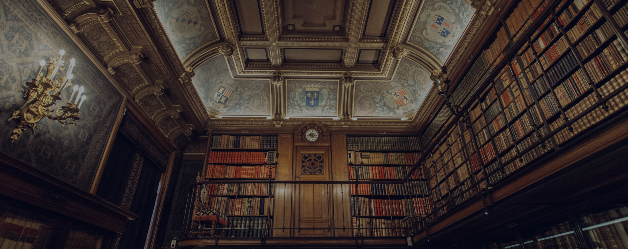 На фоне Эйфелевой башни: 20 популярных французских детективов