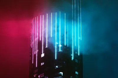 8 книг с неоновыми обложками