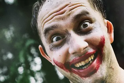 Больное воображение: 10 книг о маньяках со своим почерком