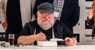 4 книги с автографом ДЖОРДЖА МАРТИНА — за репост!