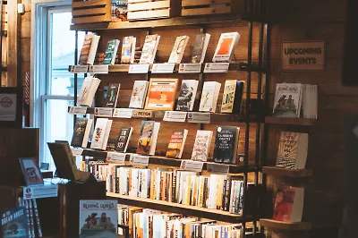 Мистика, мотивация, ведьмы: 9 книг на выходные