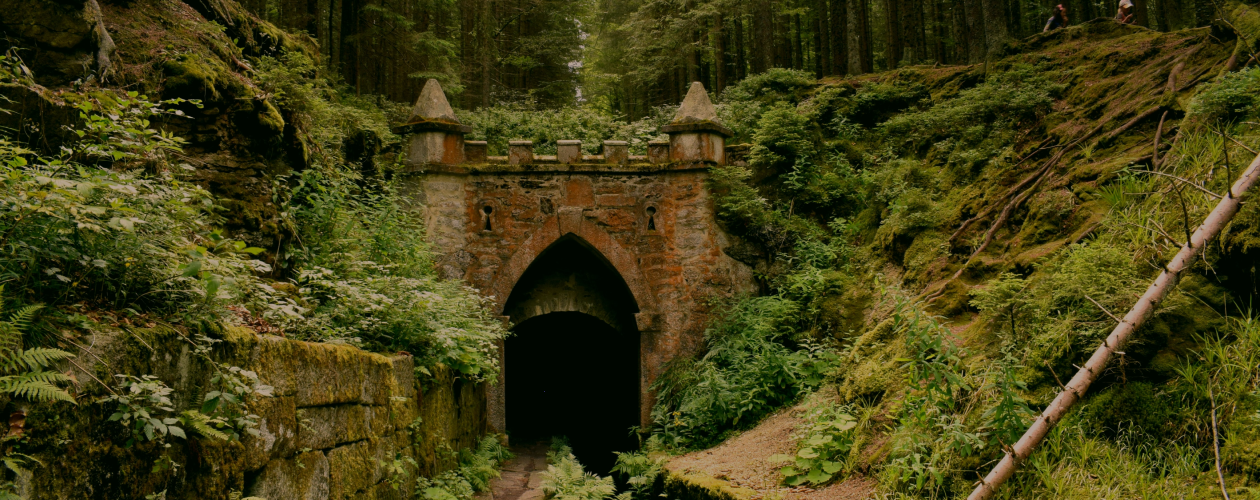 О чём книги Кена Фоллета