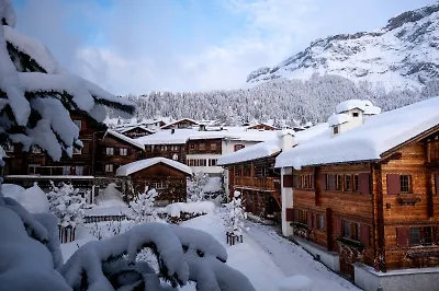 Убийца где-то рядом: 11 герметичных детективов