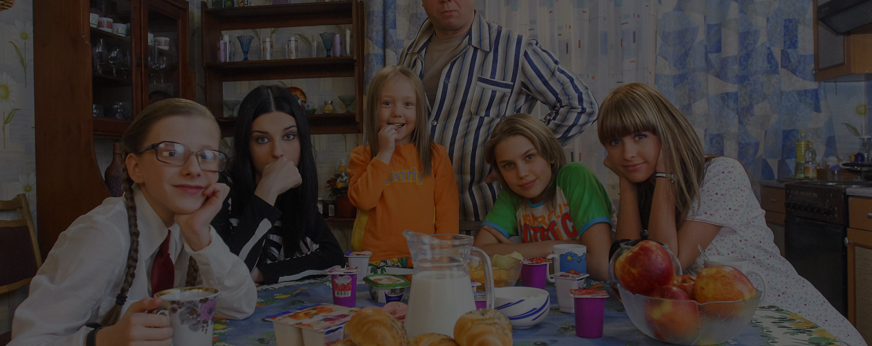 Жизнь иногда выпускает жало: 9 книг в духе «Папиных дочек»