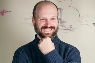 Волшебные миры Дмитрия Емца: интервью с писателем