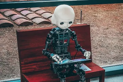 Возродить мозг через 100 лет: в каком порядке читать «Вселенную Боба»