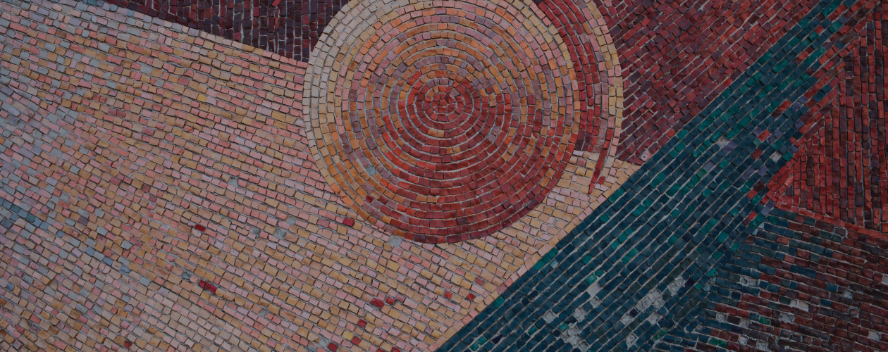 5 причин прочитать роман «Замки на их костях»