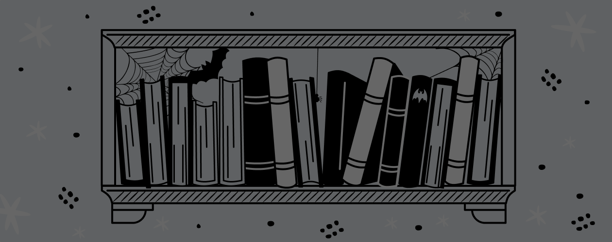 Книжная полка с хоррорами