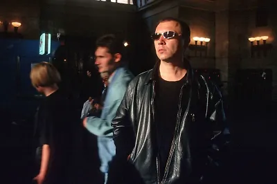 О насекомых и людях: что почитать у Виктора Пелевина