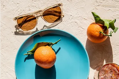 Счастье и четвертинка апельсина: 6 очаровательных книг, в которых греет солнце