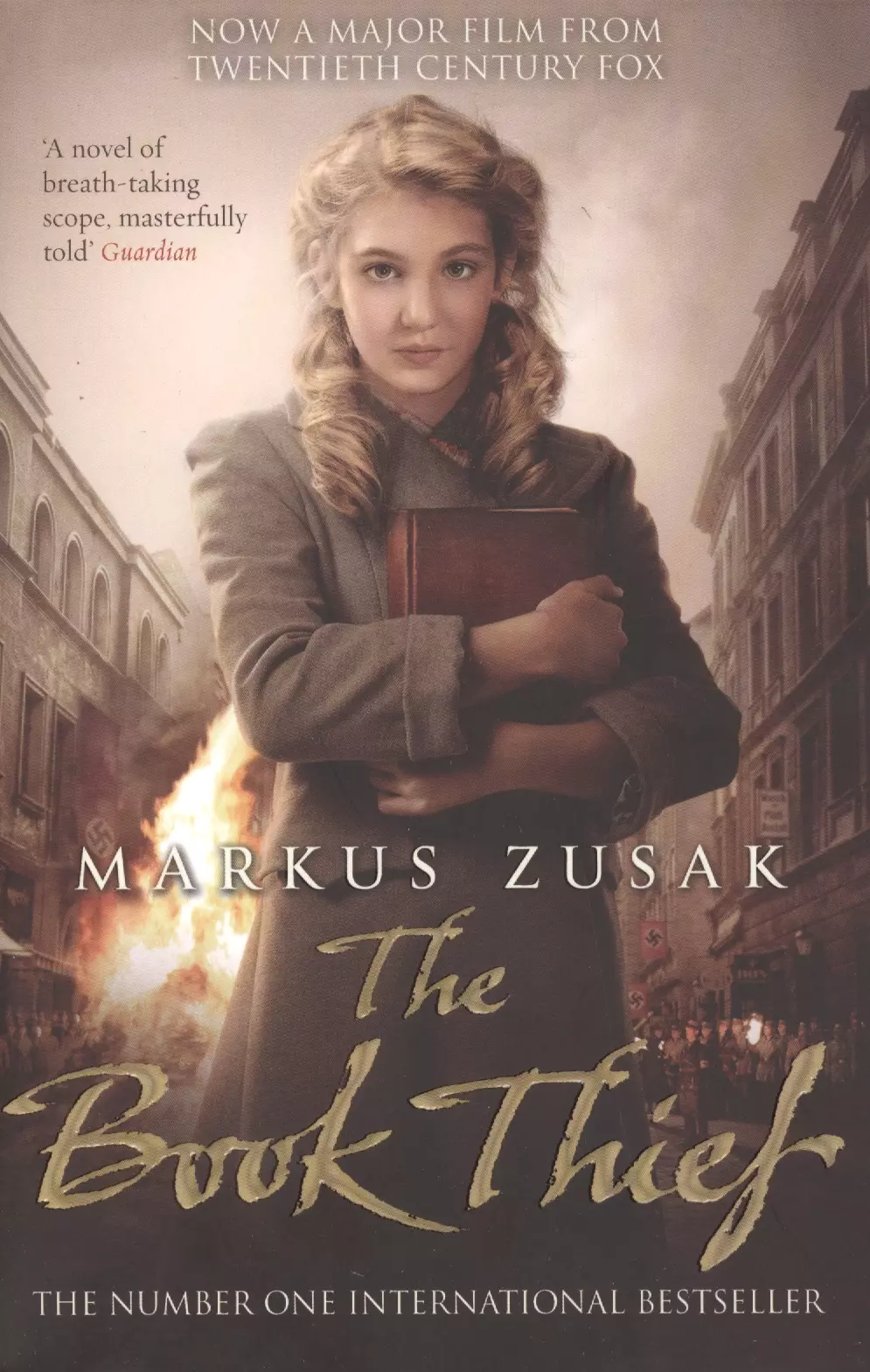 Зусак Маркус - The Book Thief (Film Tie-In)