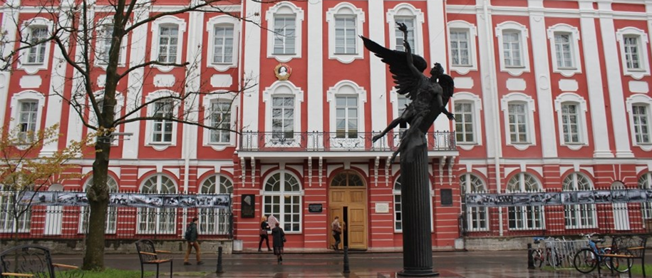 Санкт-Петербург, Университетская набережная, дом 7-9-11, СПБГУ