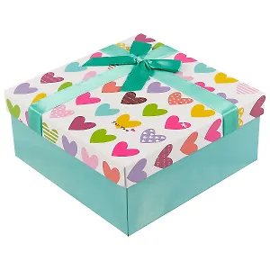 Подарочная коробка «Разноцветные сердечки», 18 х 18 см
