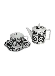 GiftLand Набор: Чайник с чашкой и блюдцем "Black & White "Super Star" 8521