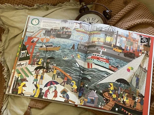 Книга Виммельбух. Морковкины с утра и до вечера. В городе, в деревне, на стройке и в порту (Бритта Текентрап) — 12