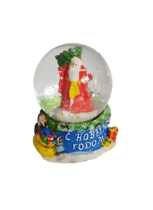 Фигурка новогодняя с водяным шаром Дедушка Мороз с елочкой (5,5х4,8х6,2) (38348) 2480375