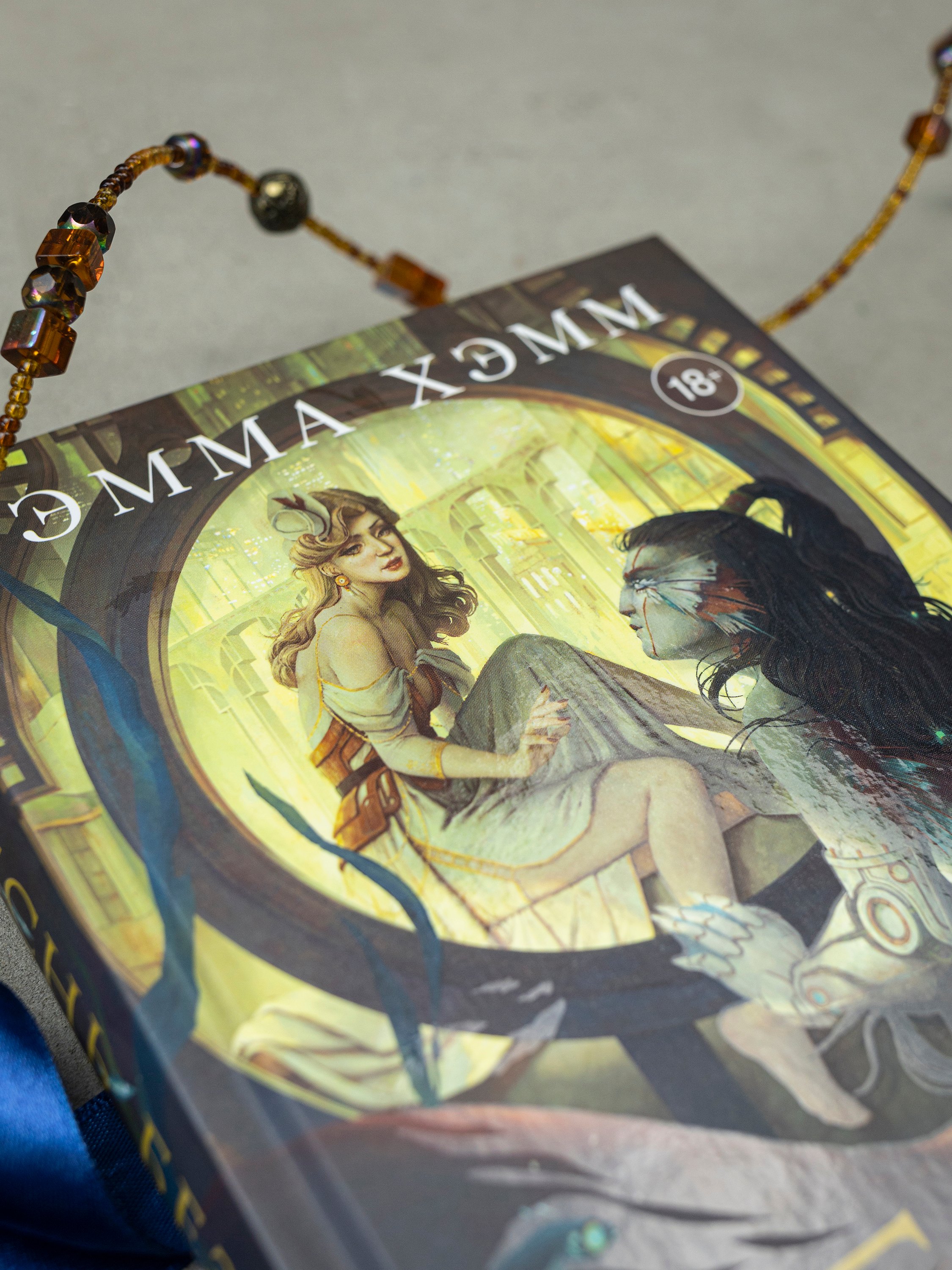 Изображение бумажной книги