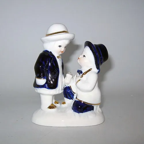 Фигурка Мальчик с девочкой, 10х6х12 см (37093) 2393951 — 1
