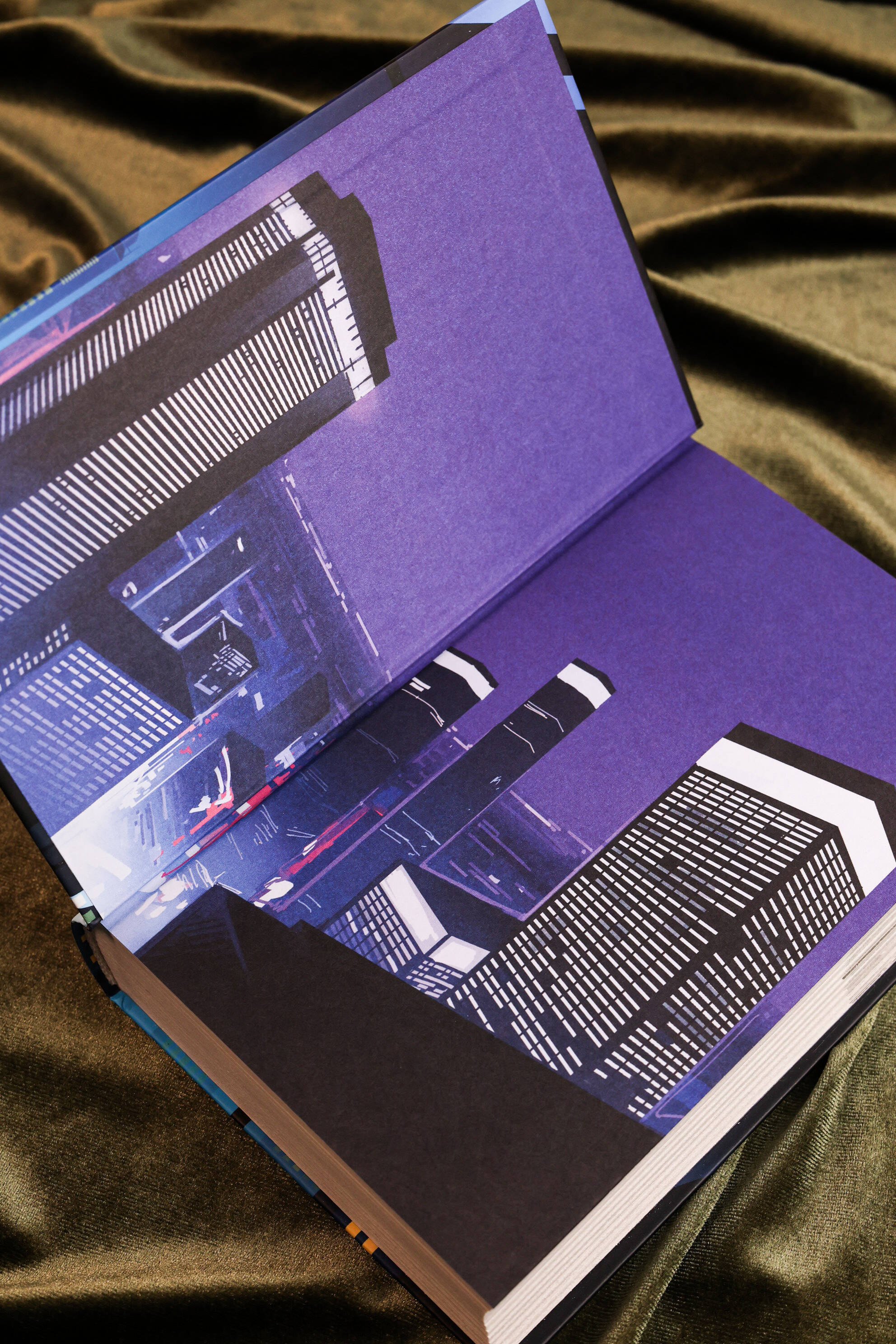 Изображение бумажной книги