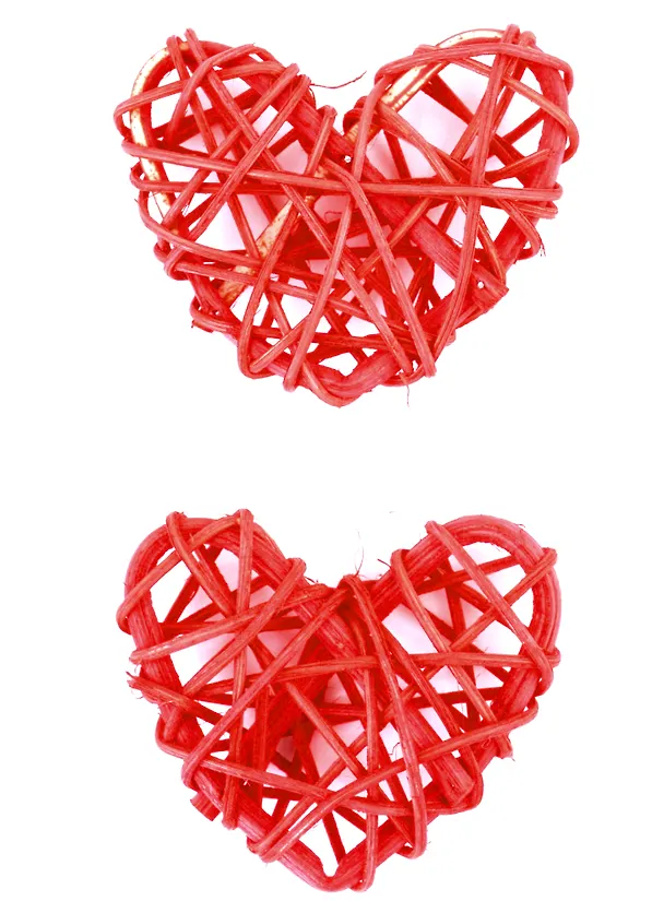 Сердечки декоративные из лозы, Красные (2шт.) 2914936 — 1