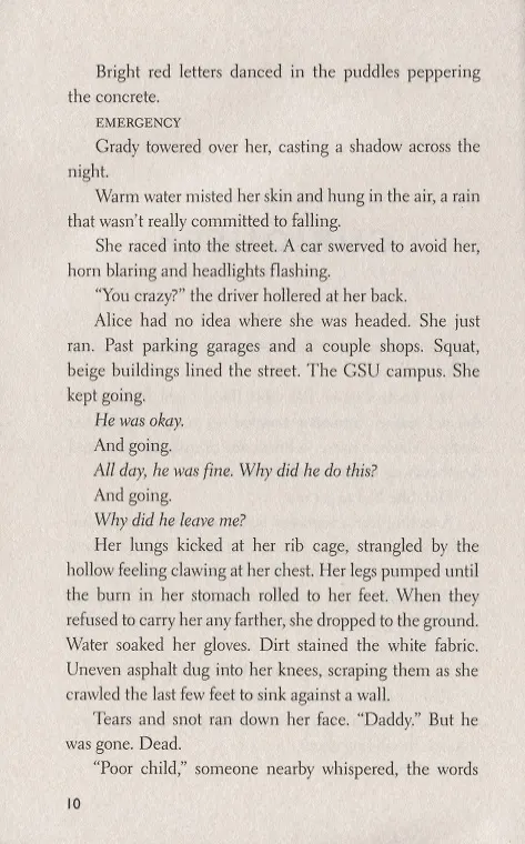 Книга A Blade So Black (Литрис Маккинни) — 2
