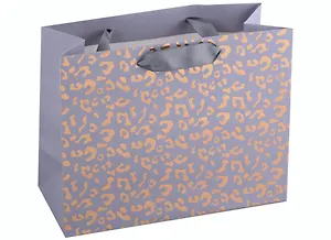 Пакет А5 23*18*10 "Дикая радость" нейтр., бум., тиснение с двух сторон