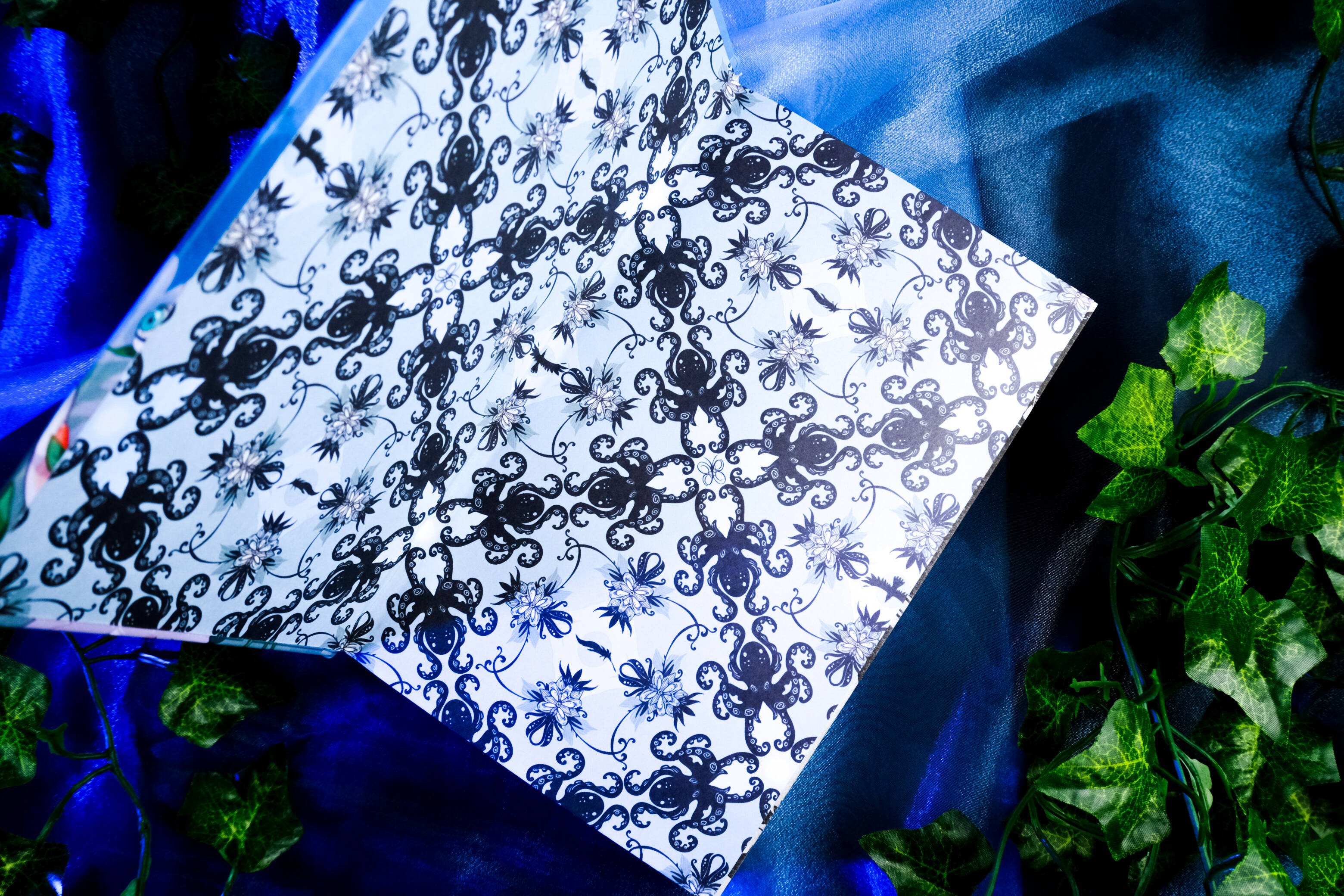 Изображение бумажной книги