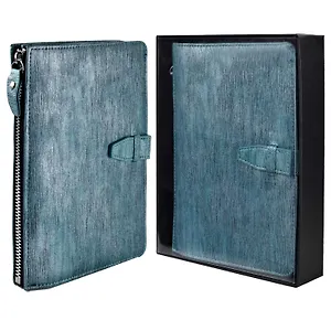 Ежедневник недат. А6+ 160л кл. "ПАВЛИН ГОЛУБОЙ" кожзам, тв.переплёт, кольц.механизм на шесть колец, блинт.тиснение, подар.карт.коробка