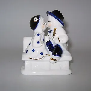 Фигурка Мальчик с девочкой, 10х6х12 см (37089) 2393950