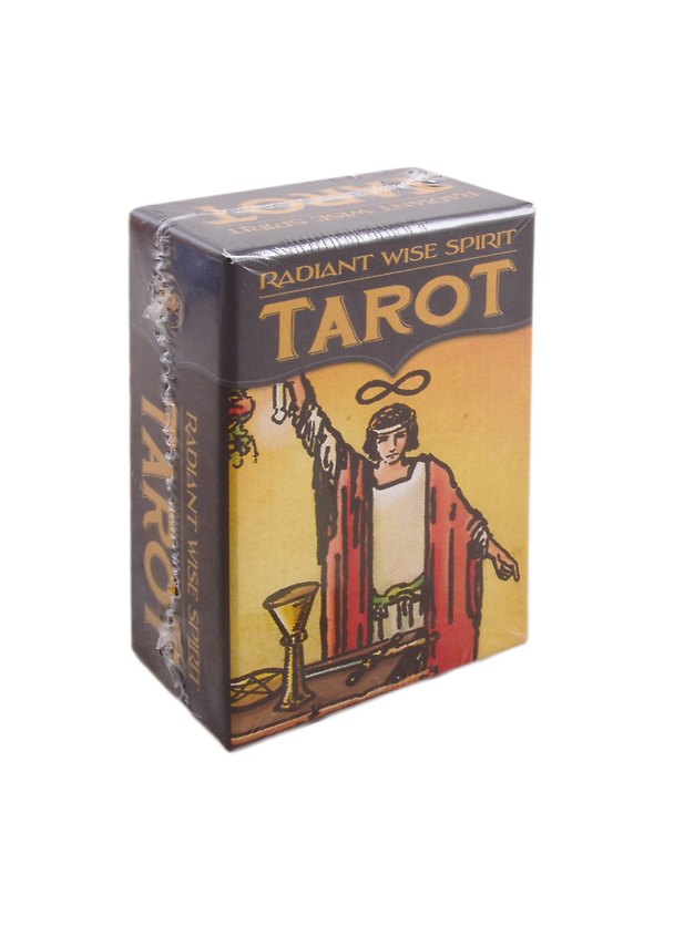 Книга Radiant Wise Spirit Tarot () — 1
