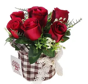 Композиция из искусственных цветов розы в мешочке (22 х 12 см) (674516) 2371610