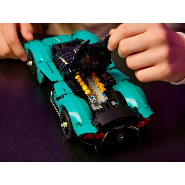 42208 Конструктор детский LEGO Technic Спорткар Aston Martin Valkyrie, 707 деталей, возраст 9+ 3169380 — 9