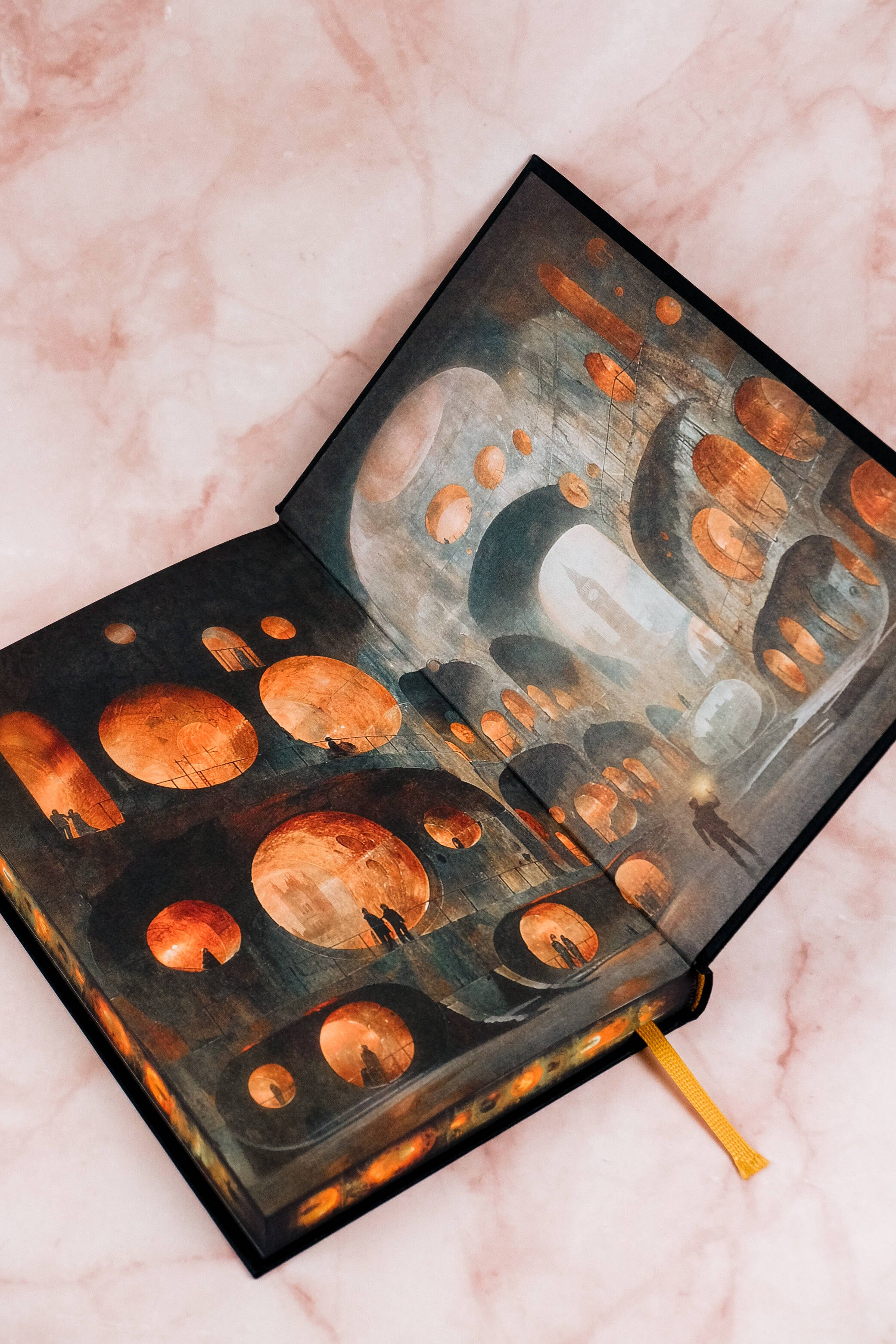 Изображение бумажной книги