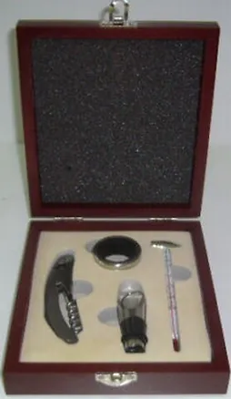 Набор для вина в шкатулке (14х14х2) (592633) 2360002