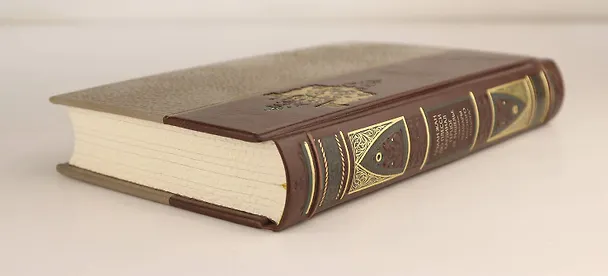 Книга Арман Жан дю Плесси кардинал герцог де Ришелье. Мемуары "Красного герцога". Коллекционное иллюстрированное издание премиум-класса в кожаном переплете ручной работы в стиле 19 века сбинтами, красочным тиснением и торшонированными обрезами (Арман Ришельё) — 7