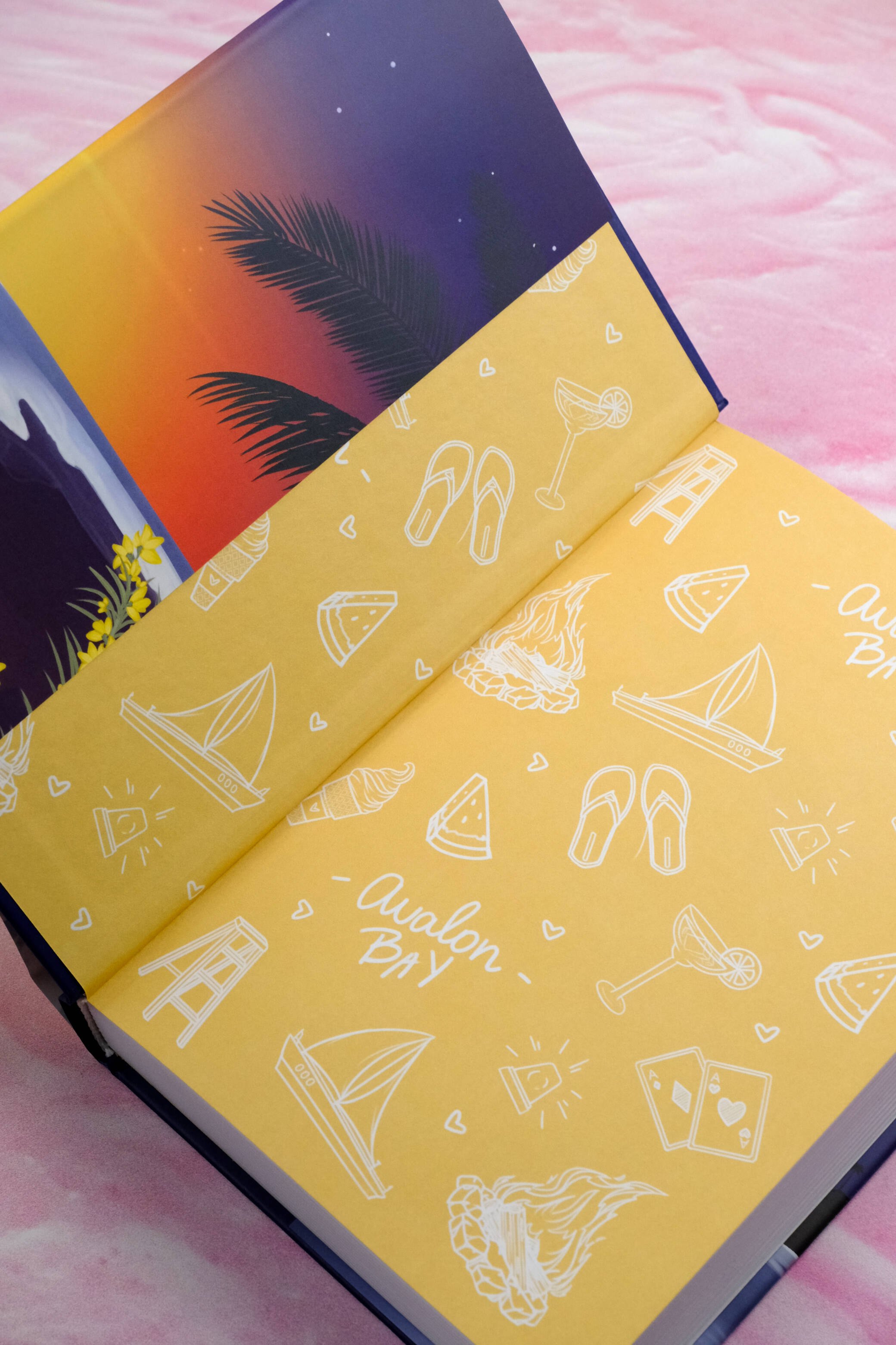 Изображение бумажной книги