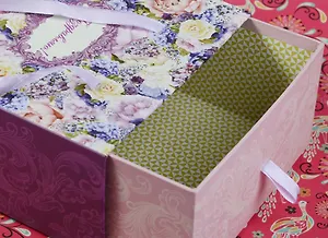 Коробка для подарков, Феникс презент, Лиловые букеты 16*16*8см