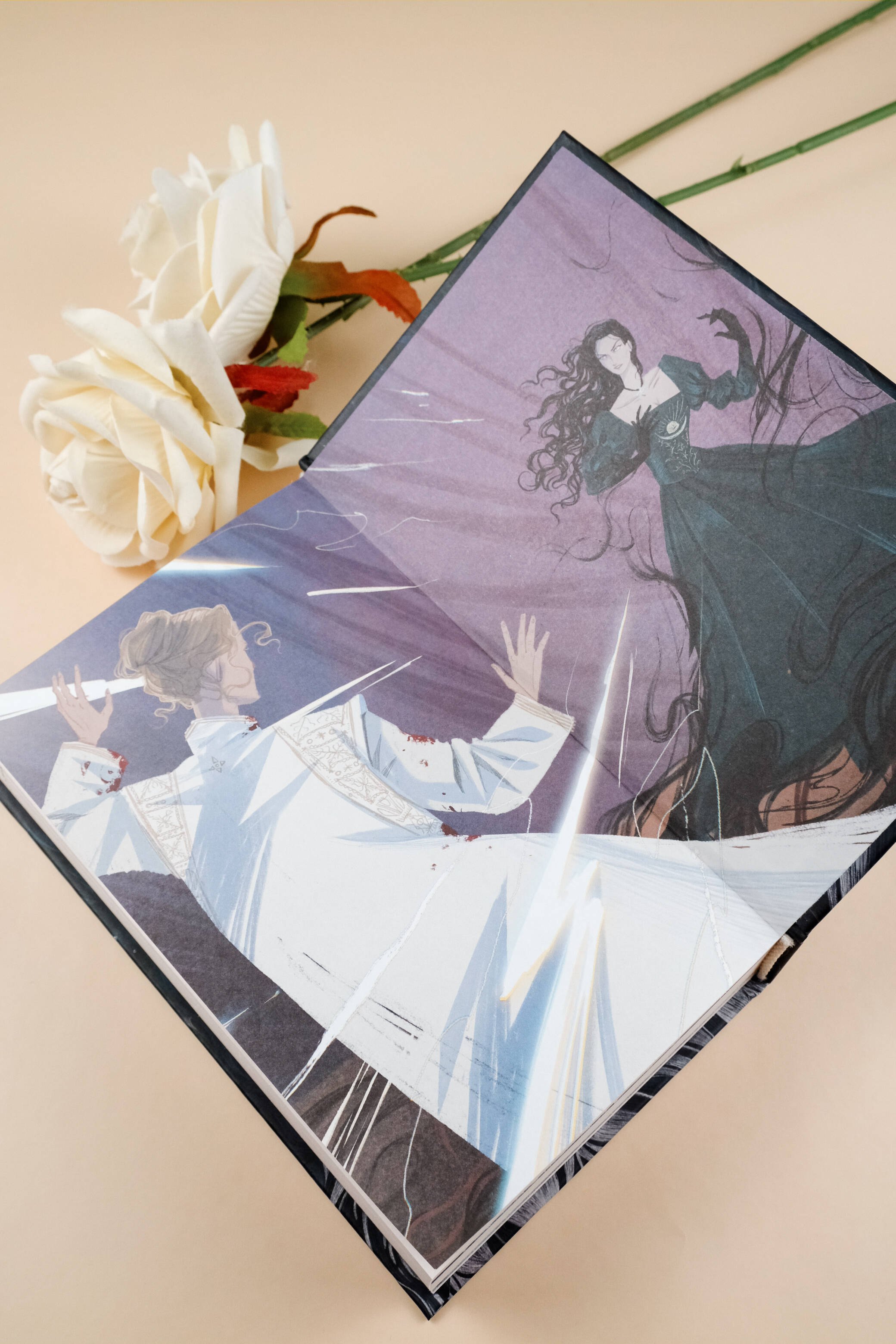 Изображение бумажной книги