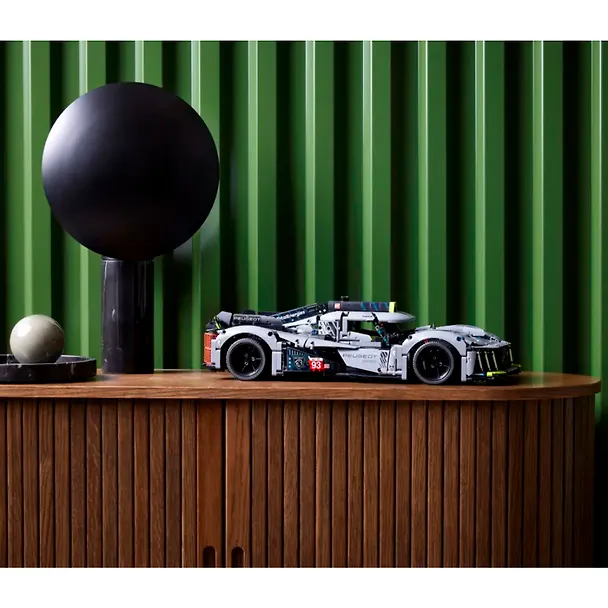 LEGO Technic: Гибридный гиперкар PEUGEOT 9X8 24H Le Mans, 1775 деталей (42156) 3139771 — 2