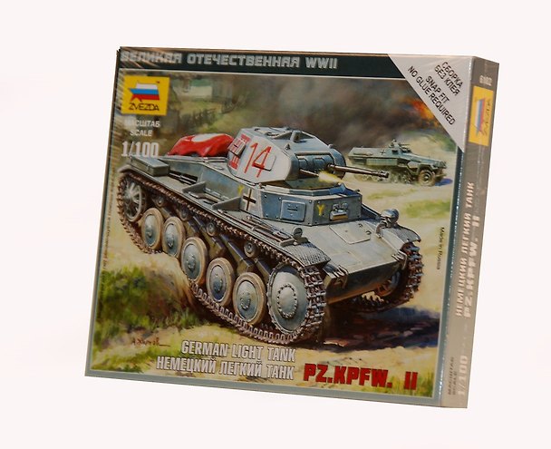 Сборная модель «Немецкий легкий танк Pz.Kpfw.II», ZVEZDA 2258102 — 1