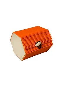 Шкатулка многогранник (276989) (соломка) (8х7,5х8см) (ассорти)