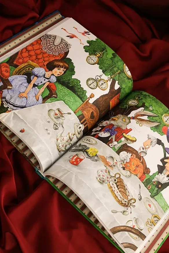 Книга Алиса в Стране чудес (Льюис Кэрролл) — 13