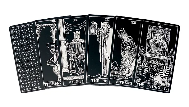 Книга GLOW IN THE DARK TAROT (78 карт+инструкция) (Артур Эдвард Уэйт) — 3