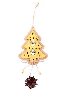 Новогоднее подвесное украшение с шишкой и бубенчиками Ёлочка (золото) (дерево) (14х10)