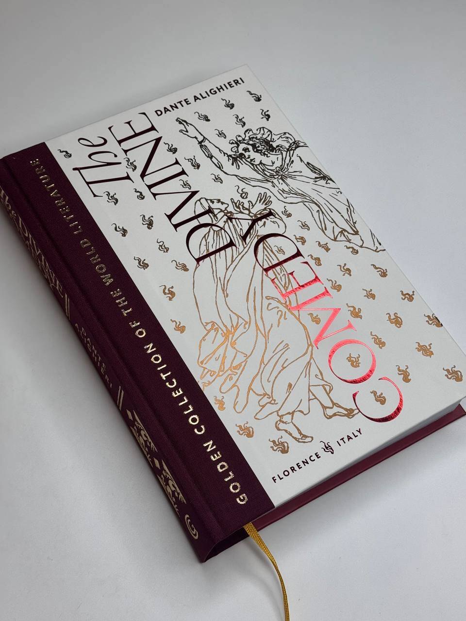 Изображение бумажной книги