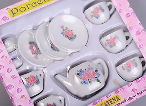 Набор посуды на три персоны Розы (кор). (15-01634-868-D6)