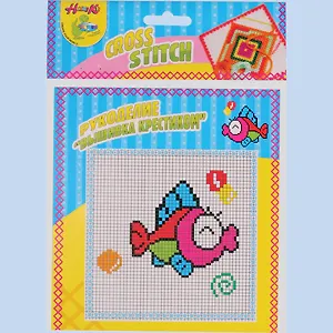 Набор д/детского творчества Centrum Hobby Kit Вышивка крестом (сетка+рама+нитки) 83785